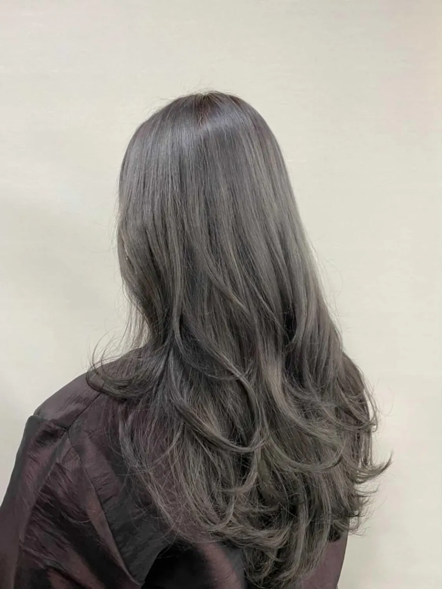 손수하다의 헤어스타일 사진