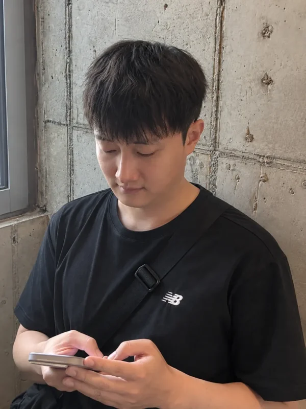 닷닷닷 대연점의 헤어스타일 사진